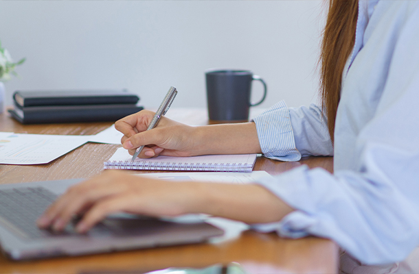 Usługa poprawiania prac licencjackich i inżynierskich