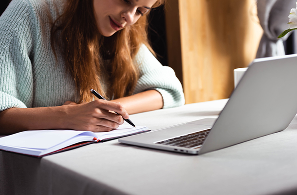 Praca dyplomowa na zamówienie - profesjonalne wsparcie